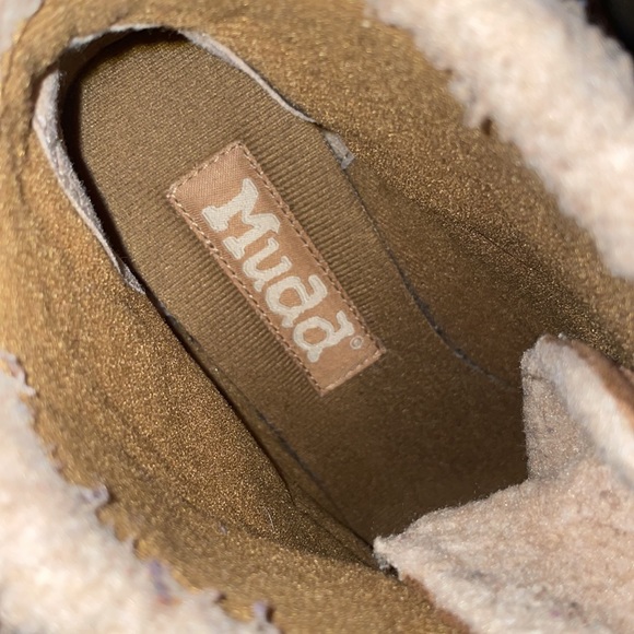 Woman ‘s shoes - Picture 2 of 6